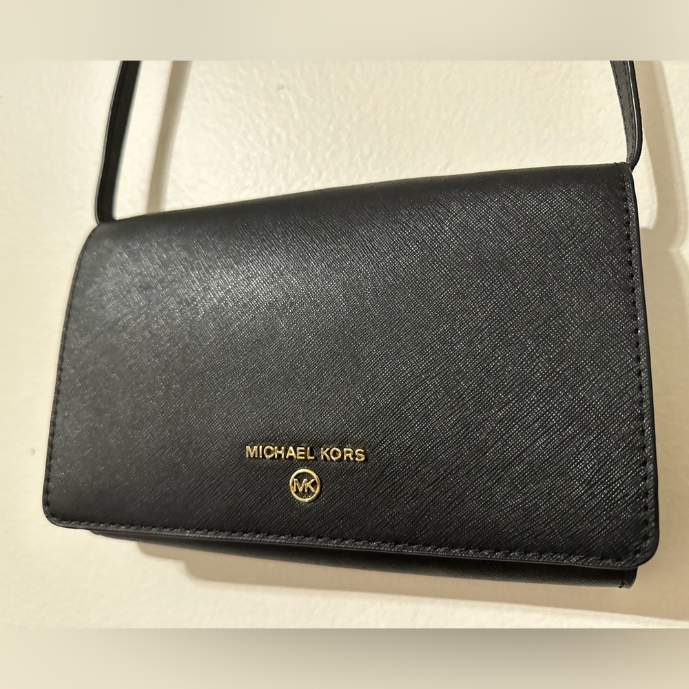 MICHAEL KORS Jet Set Charm LG MF XBODY CLUTCH LEATHER Black - Picture 2 of 13